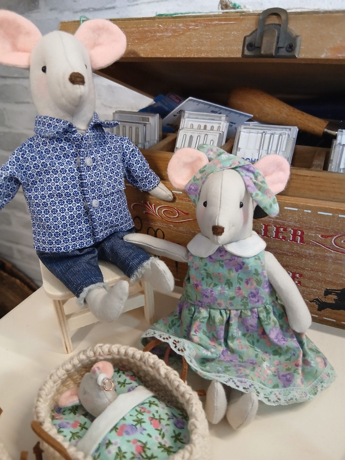 2 handgemaakte muizen (papa 18cm, mama 16cm) Maileg formaat, Kinderen en Baby's, Ophalen of Verzenden, Nieuw