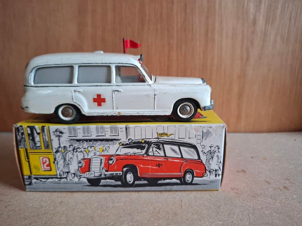 Tekno Mercedes-Benz Ambulance 731, Ophalen of Verzenden, Gebruikt, Auto, Overige merken