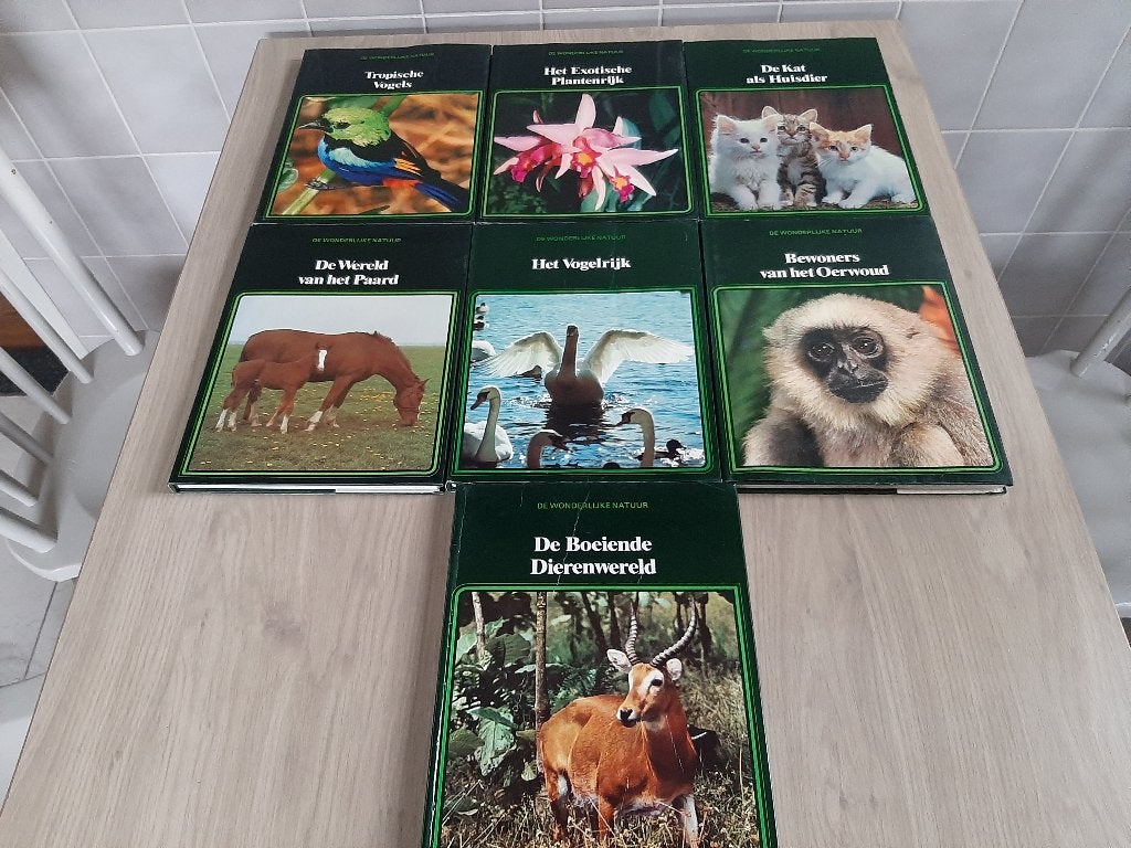 7 boeken uit de dieren wereld, Boeken, Encyclopedieën, Nieuw, Complete serie, Dieren, Ophalen of Verzenden