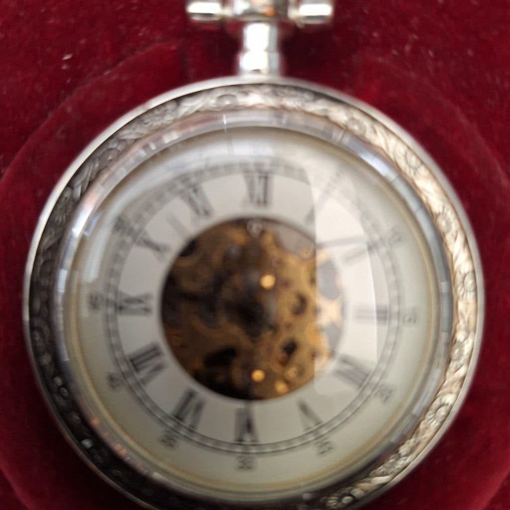 Horloge's en zakhorloge's, Overige merken, Overige materialen, Polshorloge, Ophalen of Verzenden