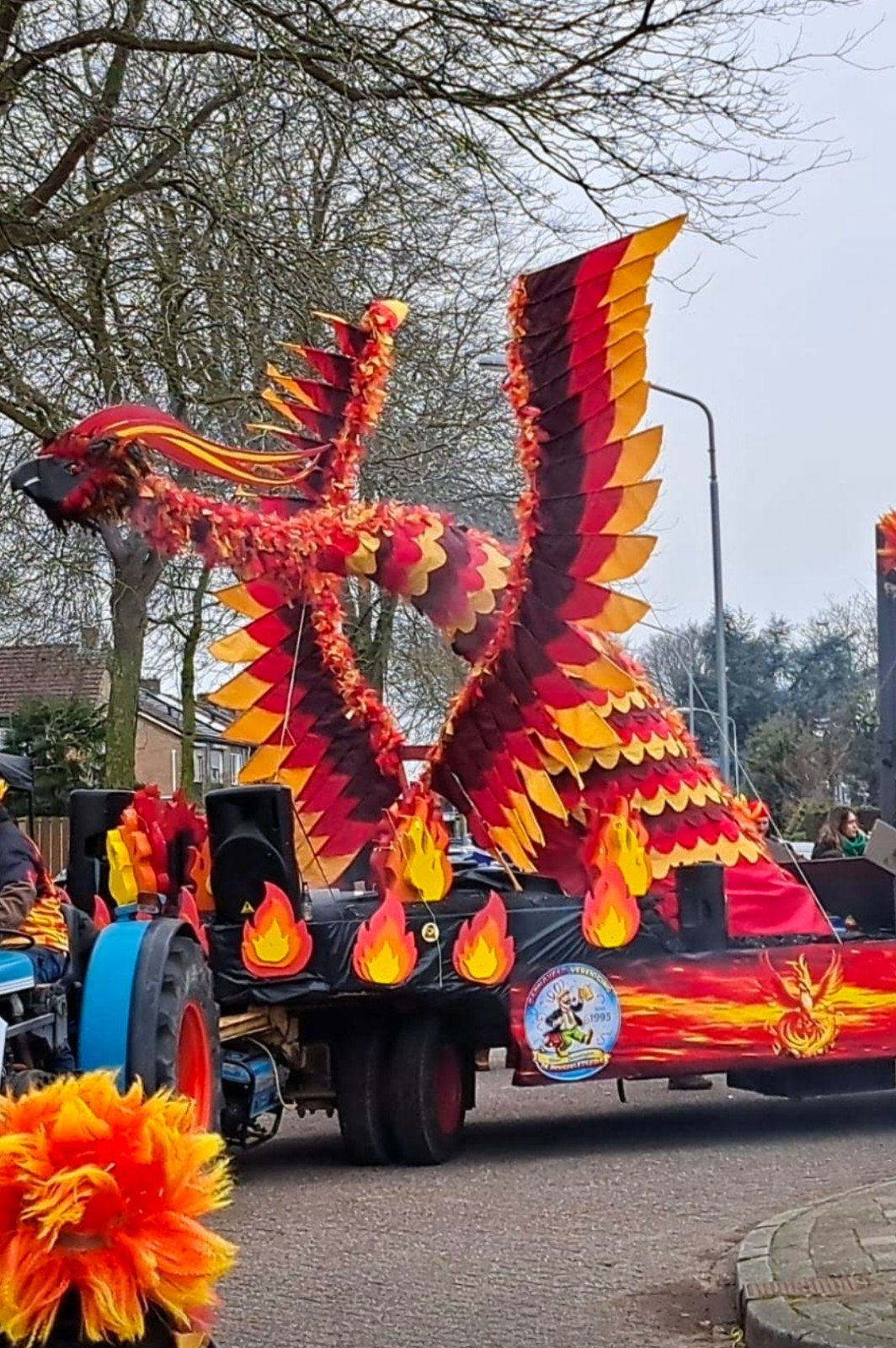 Feniks Carnavalskleding Set (ca. 25 stuks), Kleding | Dames, Ophalen, Gedragen, Carnaval, Kleding