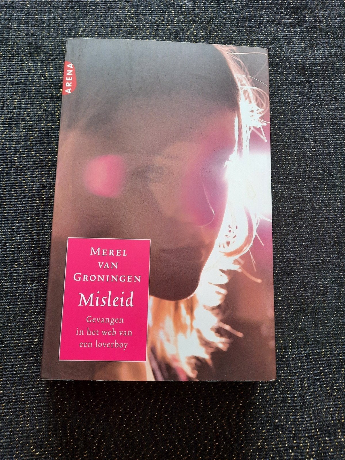 Misleid - Merel van Groningen (Paperback, Zo goed als nieuw), Ophalen of Verzenden, Nieuw, Merel van Groningen