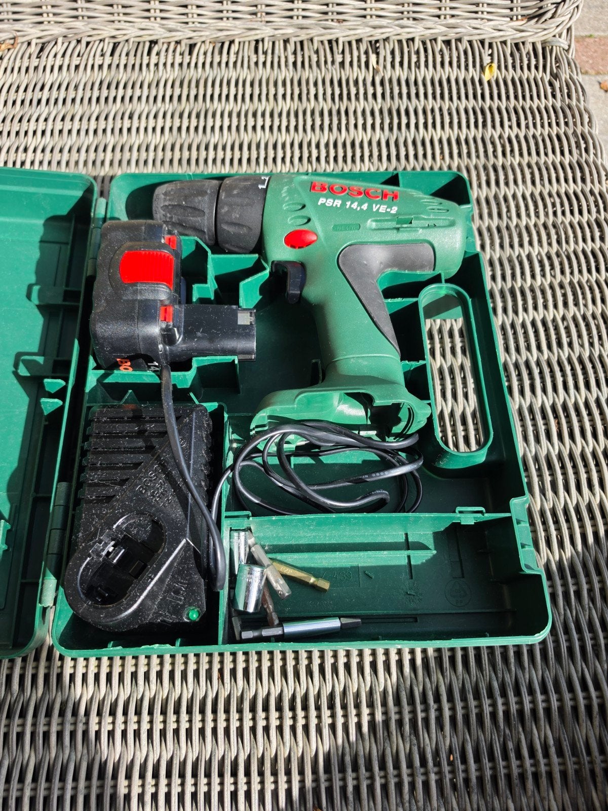 Bosch PSR 14,4 VE-2 Schroefboormachine, Doe-het-zelf en Verbouw, Ophalen, Gebruikt, Variabele snelheid, Boor- en Schroefmachine