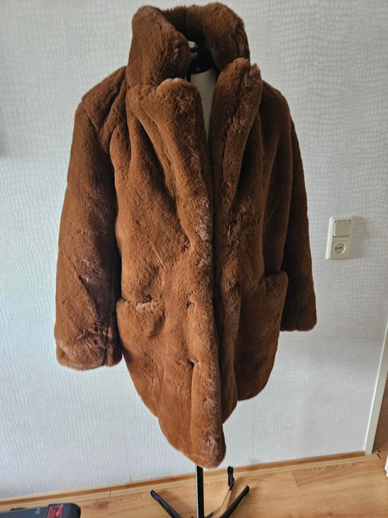 Loavies Faux Fur Jas Maat S (valt als M ) - Bruin, Bruin, Ophalen of Verzenden, Loavies, Maat 36 (S)