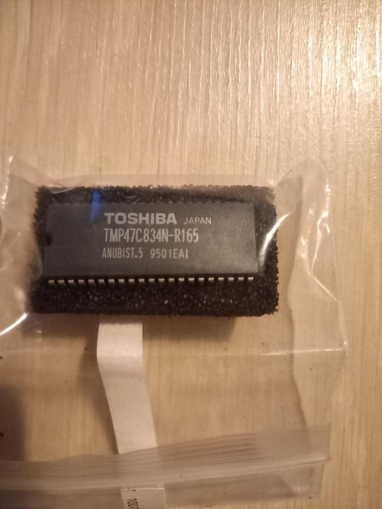 Toshiba TMP47C834N-R165 Microcontroller Chip, Ophalen of Verzenden, Nieuw