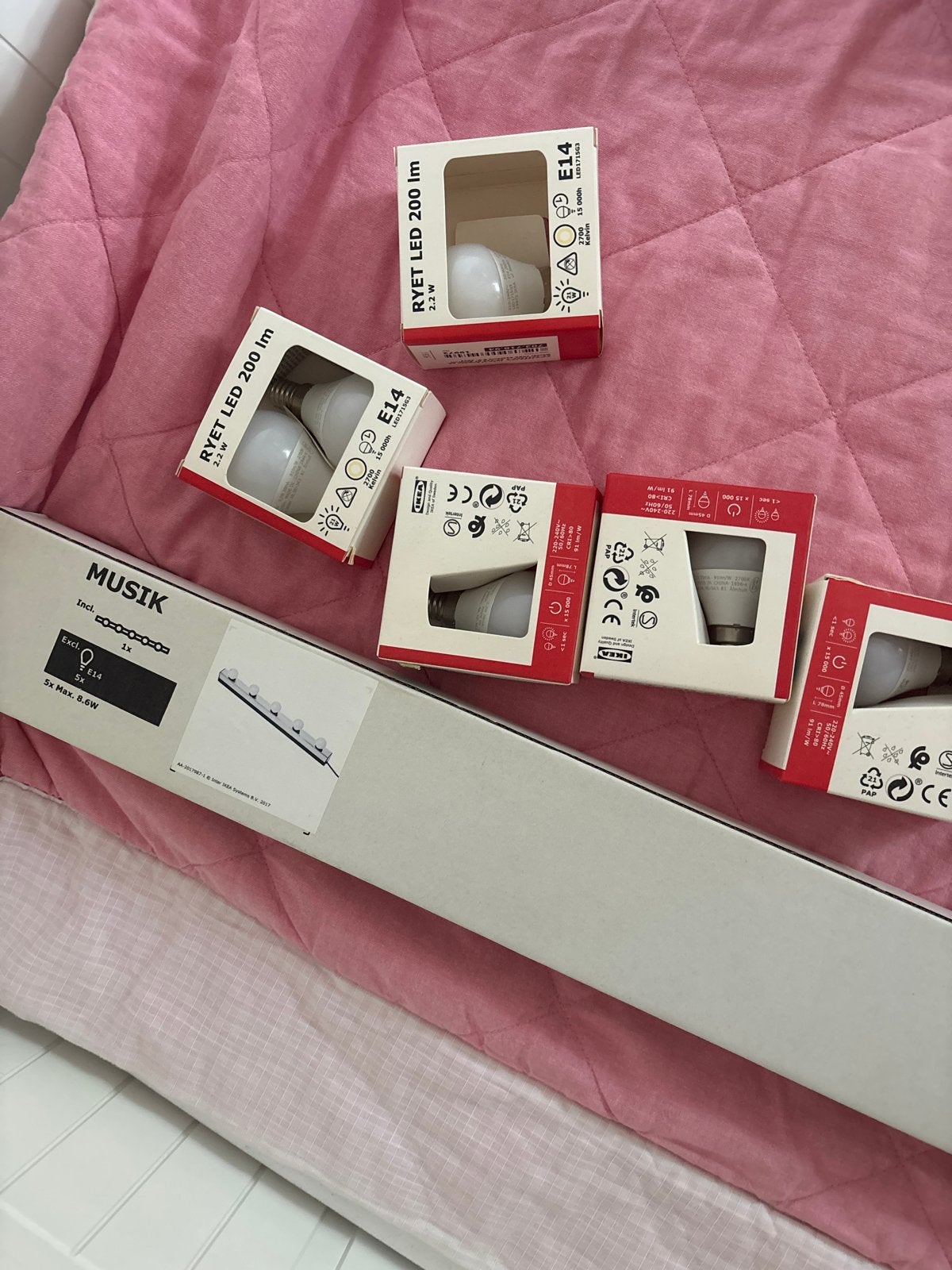 Ikea Musik wandlamp met 5 LED lampjes E14, Ophalen of Verzenden, Nieuw