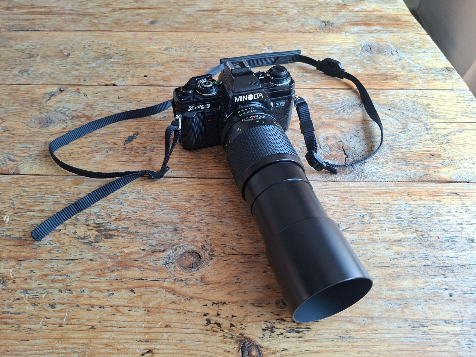 Minolta X-700 Spiegelreflexcamera met 70-210mm lens, Audio, Tv en Foto, Ophalen of Verzenden