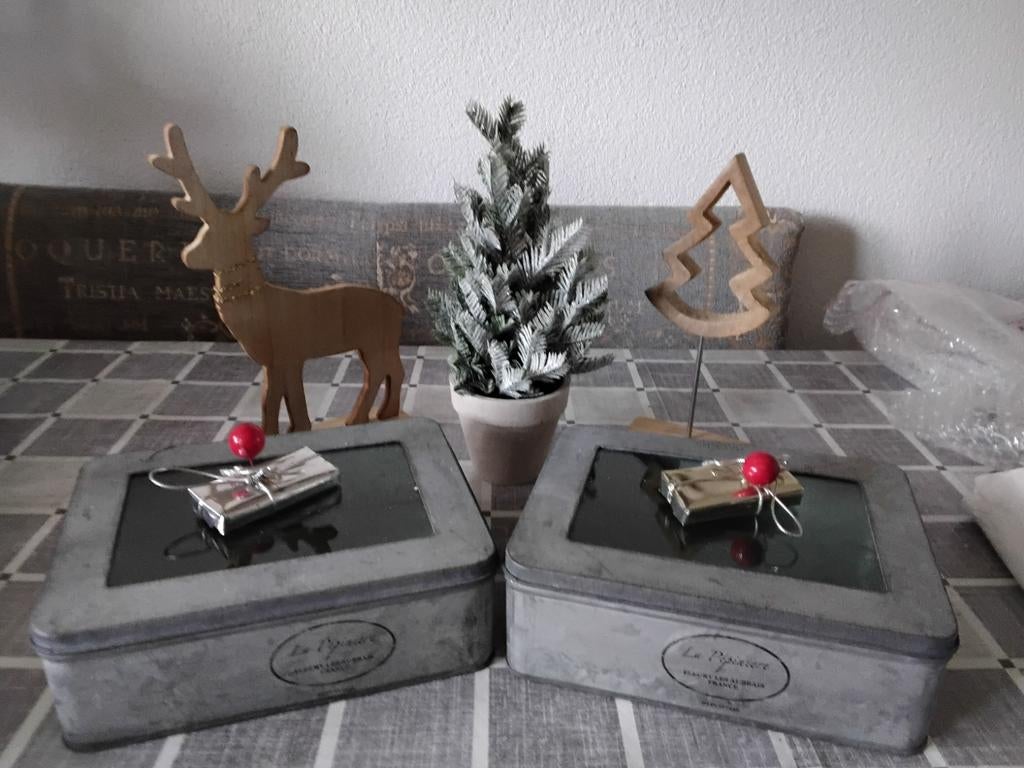 2 Riviera Maison koekblikken snoepblikken met glas venster, Ophalen