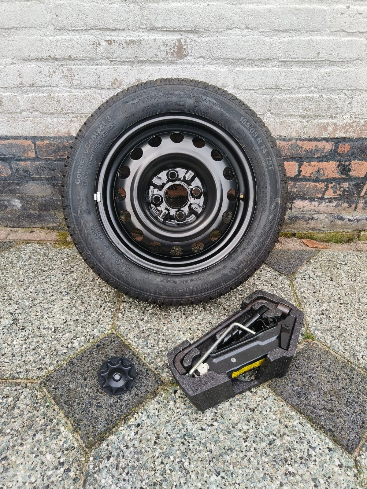 Aygo/C1/107/108 Reservewiel met krik en gereedschap, Auto-onderdelen, Ophalen, 14 inch, 155 mm, Banden en Velgen