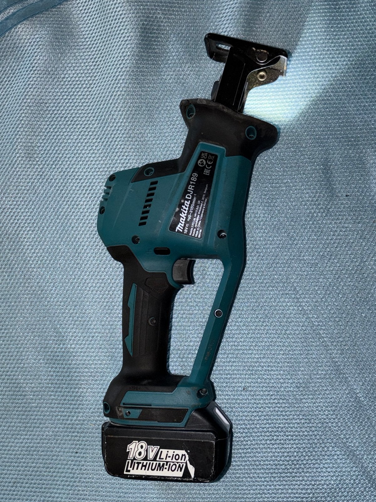 Makita DJR189 Reciprozaag 18V Li-ion (body), Verzenden, 70 mm of meer, Zo goed als nieuw, Reciprozaag
