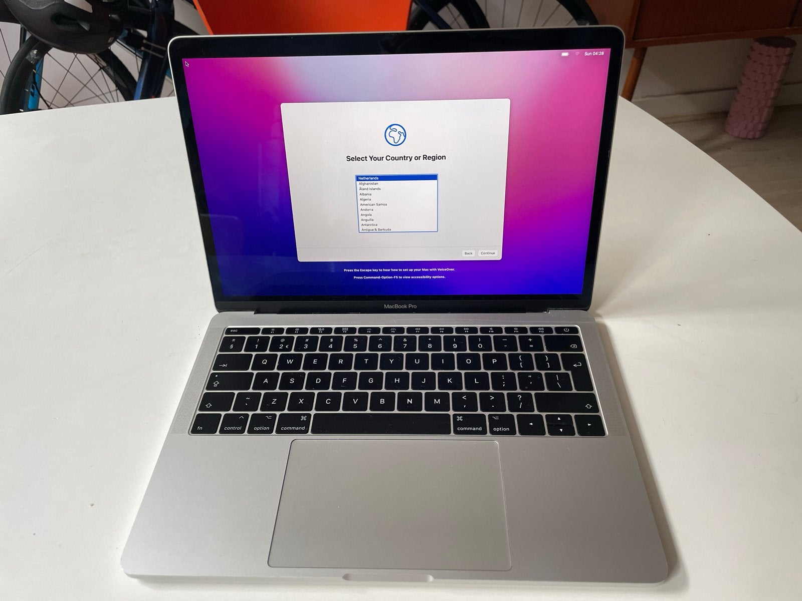 MacBook Pro 13-inch uit 2016 - Zilver, 256 GB SSD, Gebruikt, 256 GB, Qwerty, 13 inch