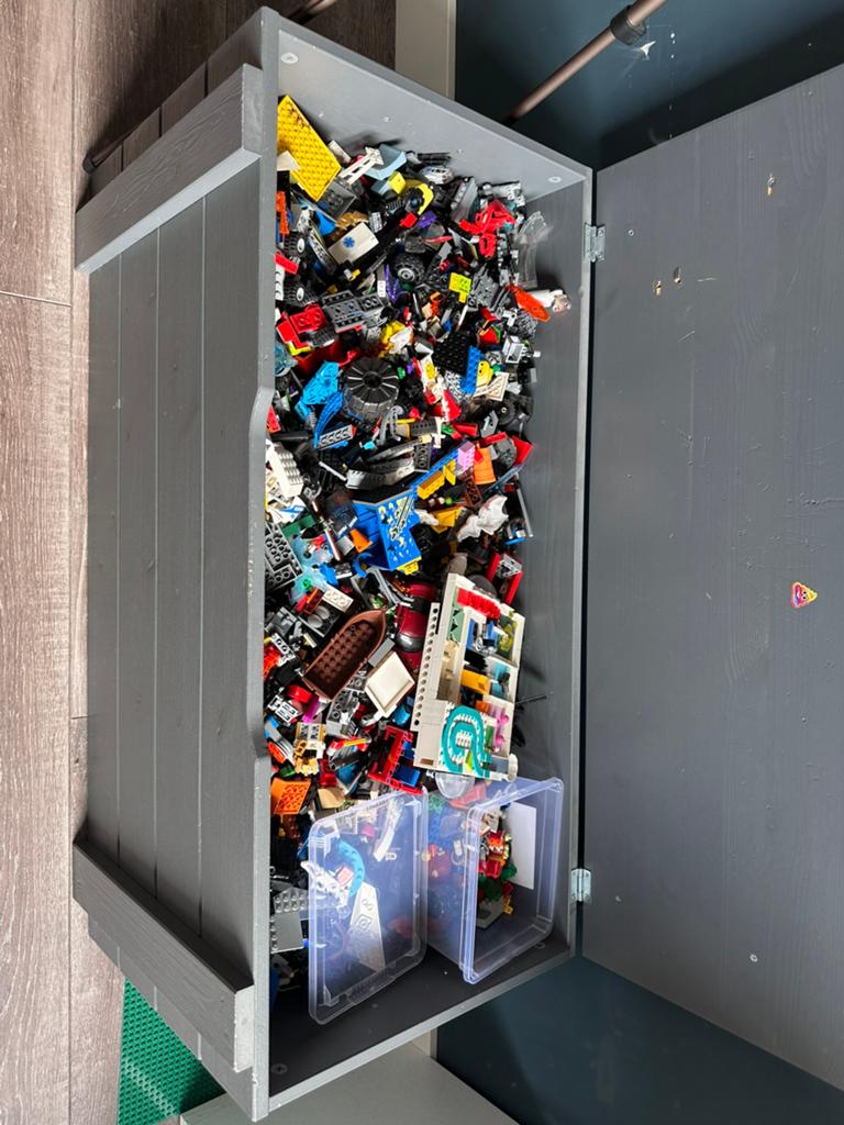Hele lego collectie, Ophalen