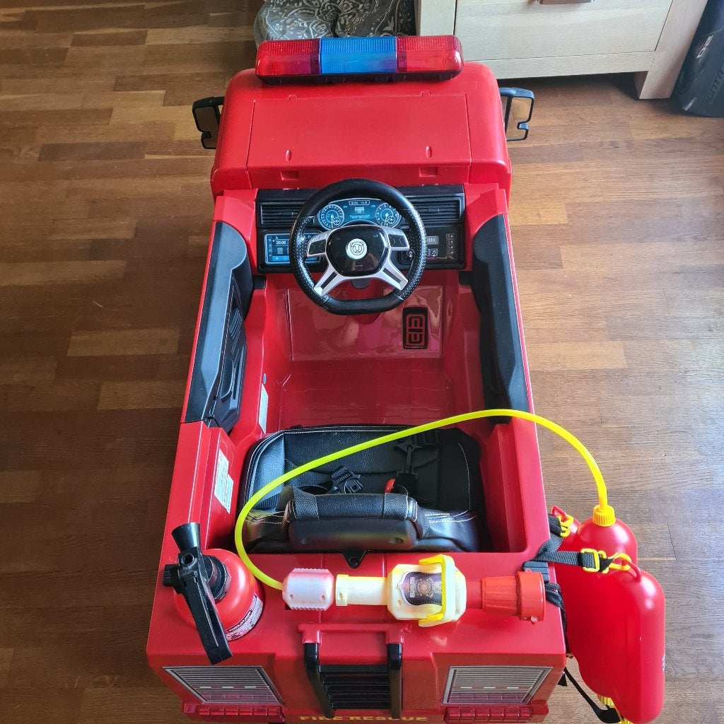 Foto 3 van Grote elektrische brandweerauto met licht en geluid