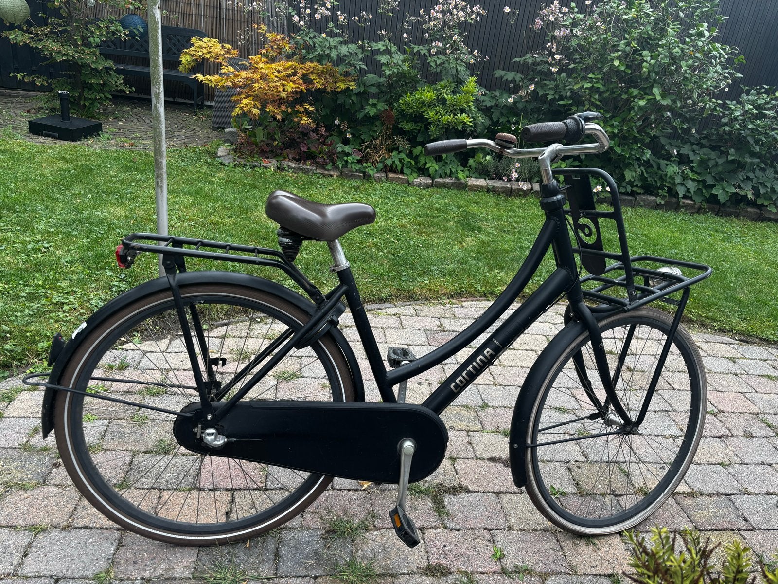 Cortina U4 Transportfiets - Zwart, Fietsen en Brommers, Fietsen | Dames | Damesfietsen, Terugtraprem, Gebruikt, Versnellingen