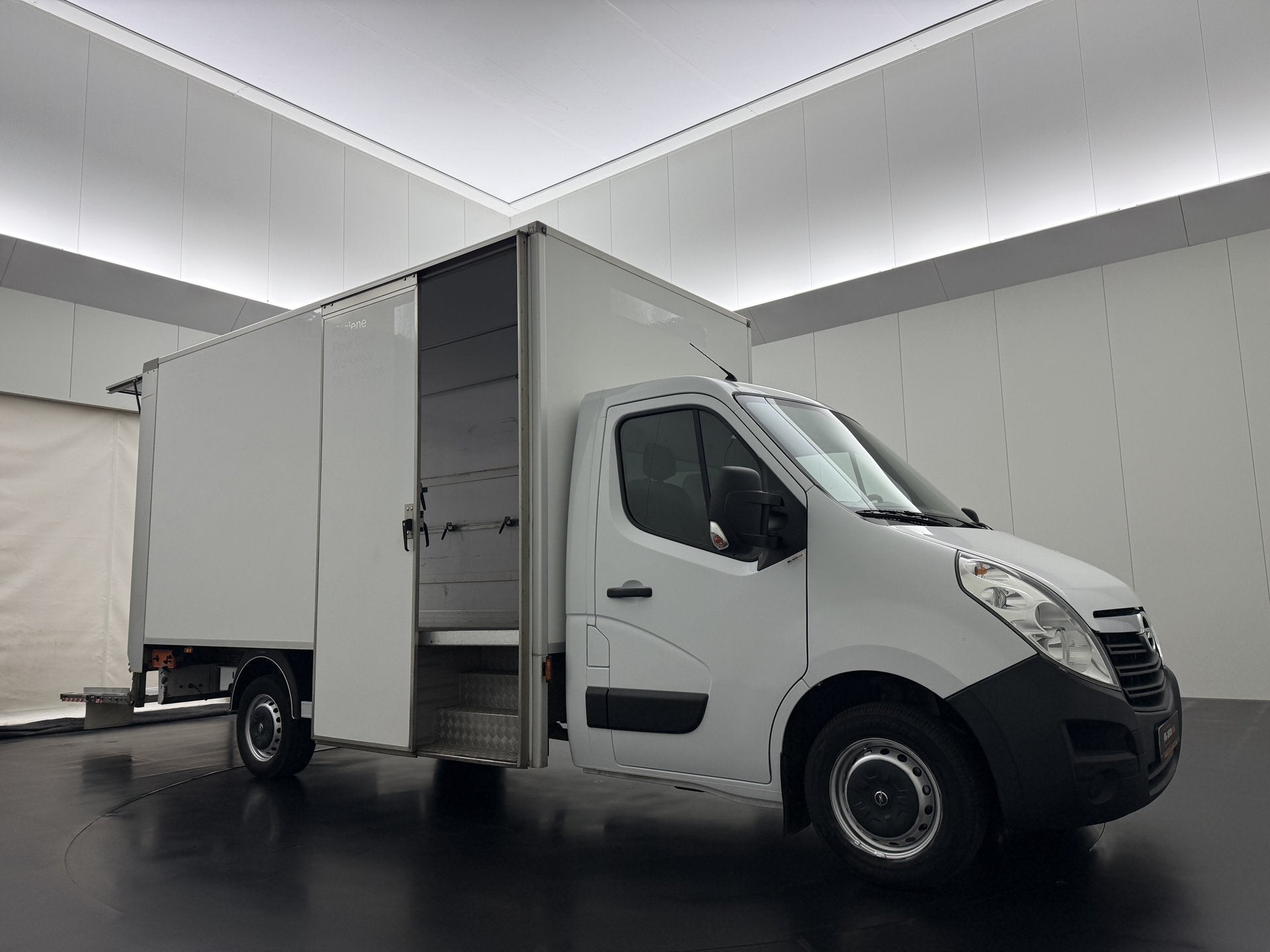 Opel Movano 2.3CDTi 130PK Bakwagen+Laadklep | 1020Kg Laden |, Dealer onderhouden, Gebruikt, Euro 6, 2477 kg