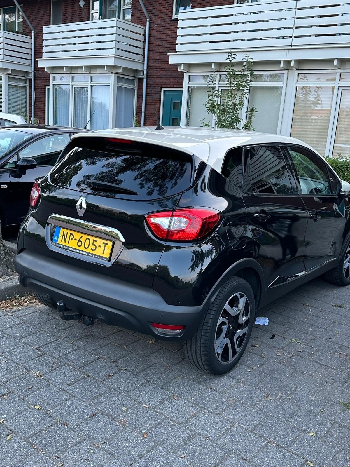 Renault Captur 1.2 TCE 120 EDC 2016 Zwart, 625 kg, 118 pk, 4 cilinders, Zwart