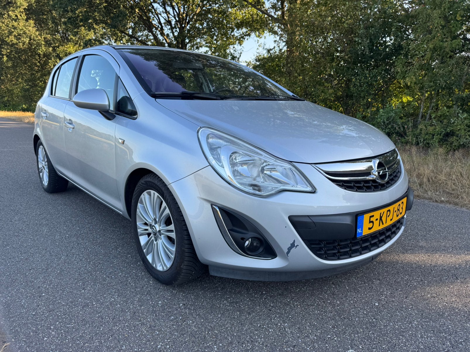 Opel Corsa 1.4 16V 5D 2013 Grijs, Auto's, Opel, Voorwielaandrijving, Euro 5, 1063 kg, Parkeersensor