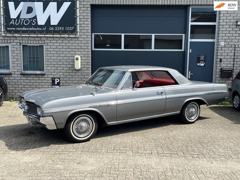 Buick 4337 E Skylark Coupe V8 NL AUTO 116 DK automaat , 46 J, Auto's, Oldtimers, Automaat, Achterwielaandrijving, Buick, Metallic lak