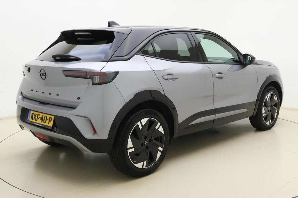 Opel Mokka Electric GS 54 kWh | Facelift model | Climate Con, Auto's, Opel, Gebruikt, 156 pk, Mokka-e, Grijs