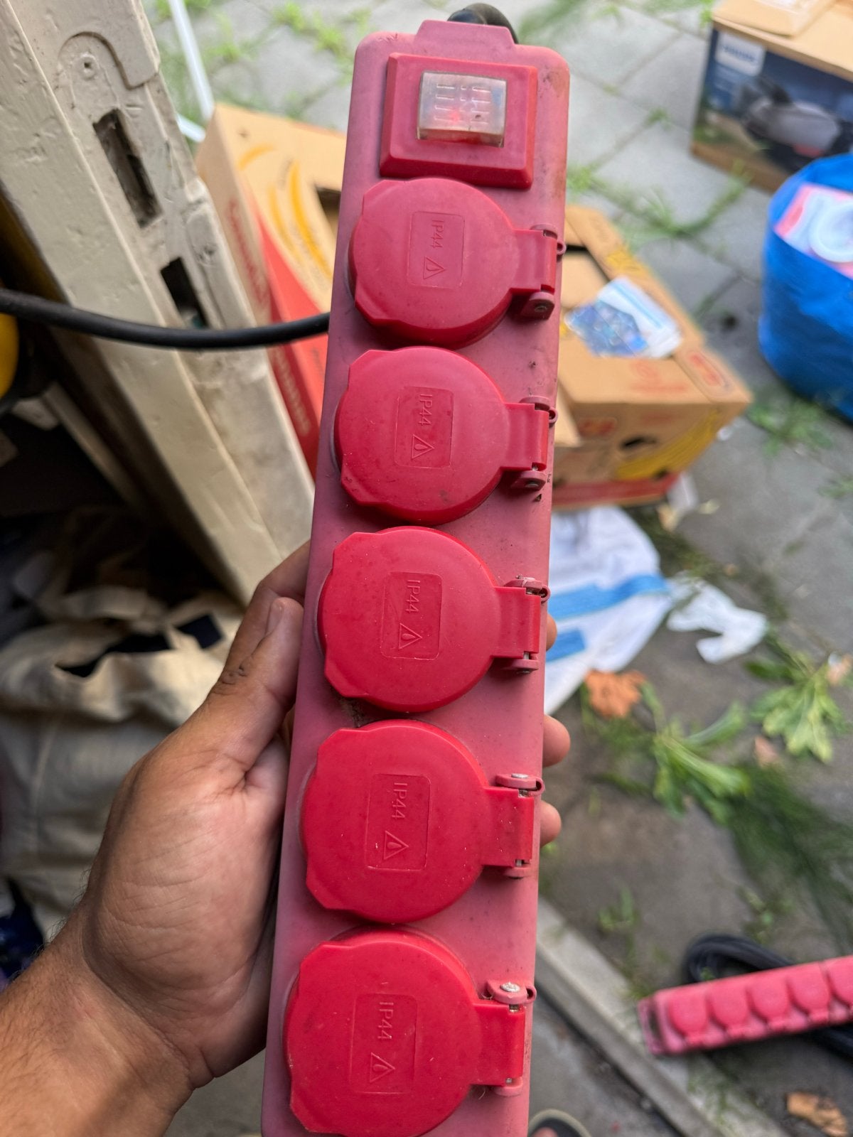 Stekkerdoos met 5 stopcontacten en schakelaar, Ophalen of Verzenden, Gebruikt, Stekkerdoos