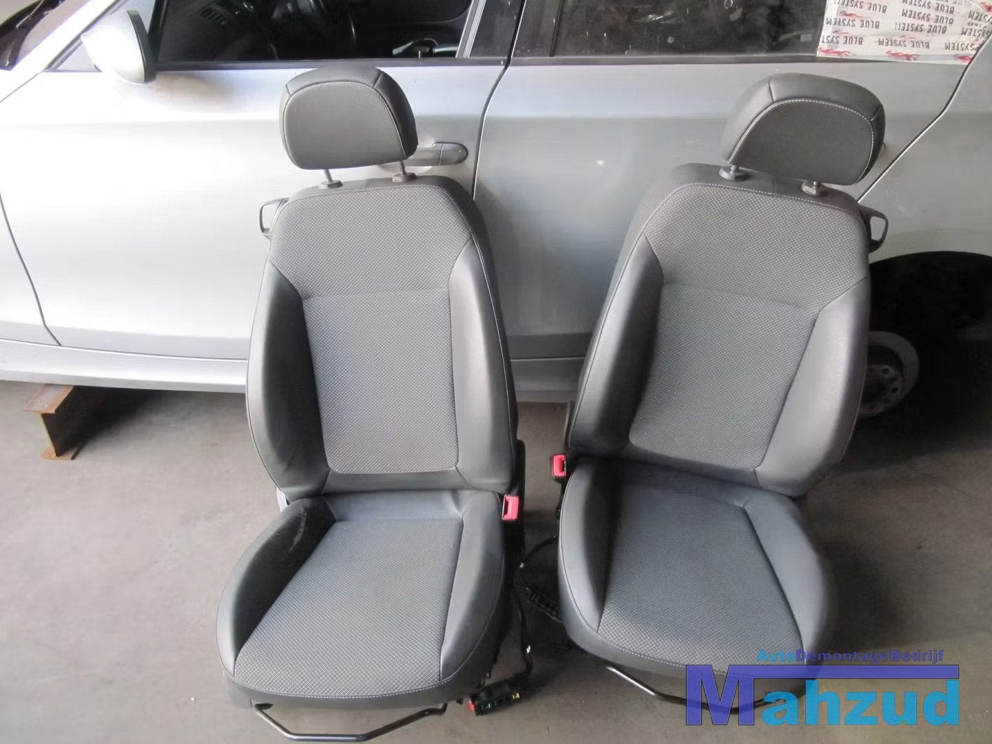 OPEL CORSA D Compleet interieur zwart leer 3 deur, Auto-onderdelen, Interieur en Bekleding, Gebruikt, Opel Automobile GmbH, Ophalen of Verzenden