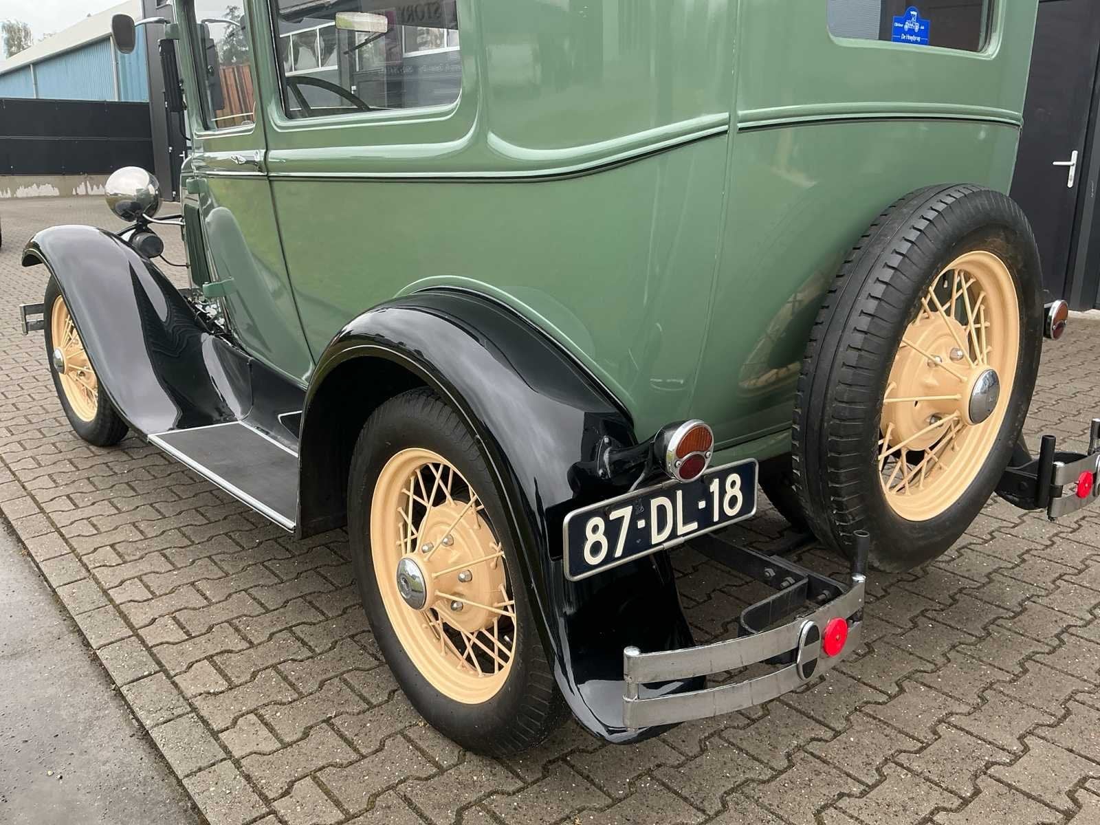 Ford - A Tudor sedan Oldtimer, foto 10