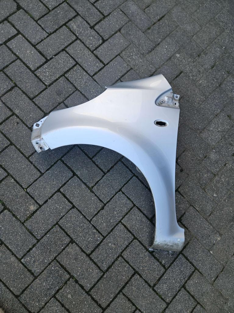 ZIJSCHERM LINKS VOOR PEUGEOT 107 /CITROËN C1, Niet ingevuld, Gebruikt, Citroën, Ophalen of Verzenden
