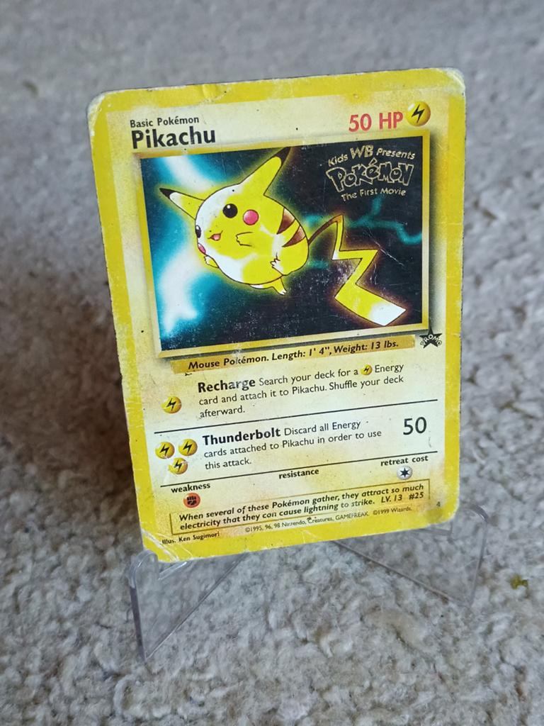 Pikachu 4 pokemon the first movie stamped promo, Ophalen of Verzenden, Gebruikt, Losse kaart, Foil