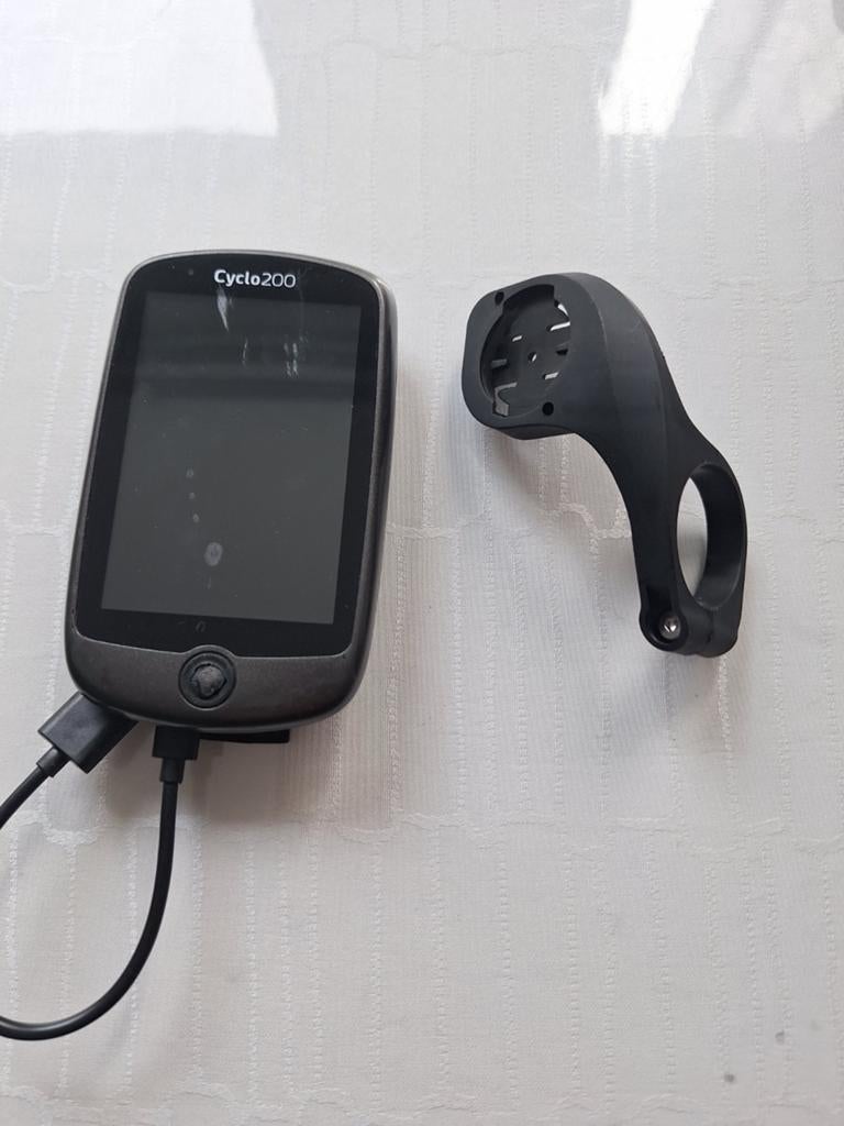 Mio Cyclo 200 Fietsnavigatie met houder, Fietsen en Brommers, Fietsaccessoires | Fietscomputers, Ophalen of Verzenden