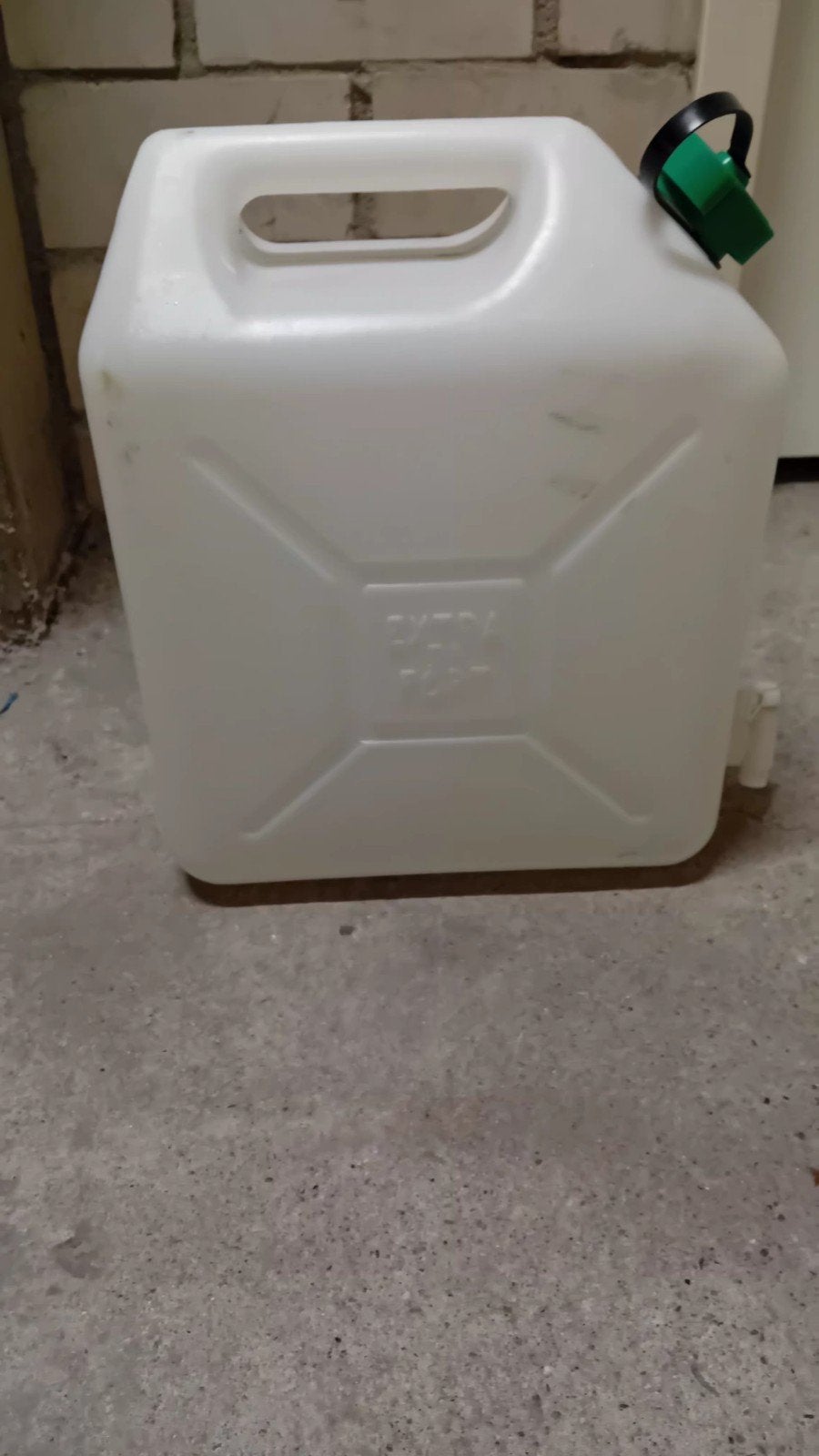 Waterkan met kraantje - 10 liter, Caravans en Kamperen, Ophalen, Gebruikt