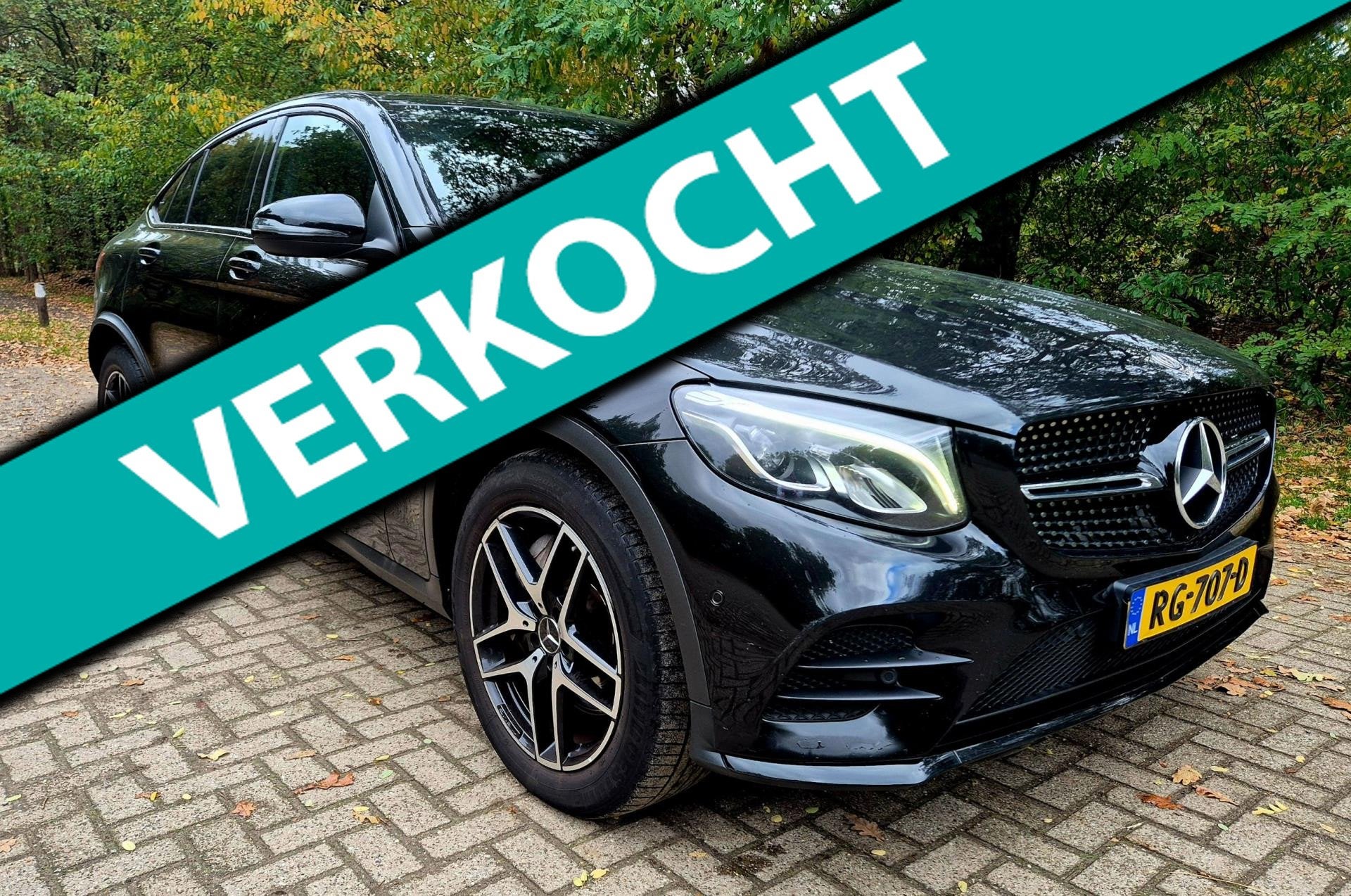 Mercedes-Benz GLC-klasse Coupé 250 4MATIC Edition 1 AMG . L, Auto's, Dealer onderhouden, Gebruikt, 4 cilinders, Zwart