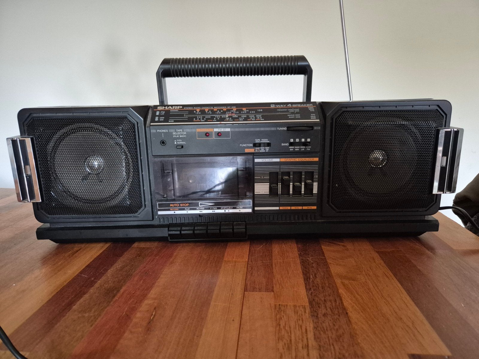 vintage boombox Sharp GF-330H Stereo Radio Cassette Reco, Ophalen of Verzenden, Cassettedeck, Sharp