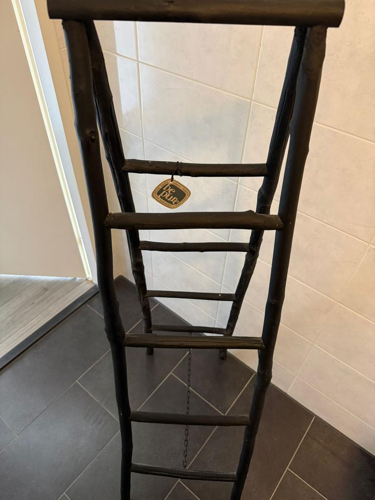 Prachtige Zwarte BePure Houten Decoratieladder by Basiclabel, Huis en Inrichting, Zwart, Nieuw, Ophalen of Verzenden, Kunststof