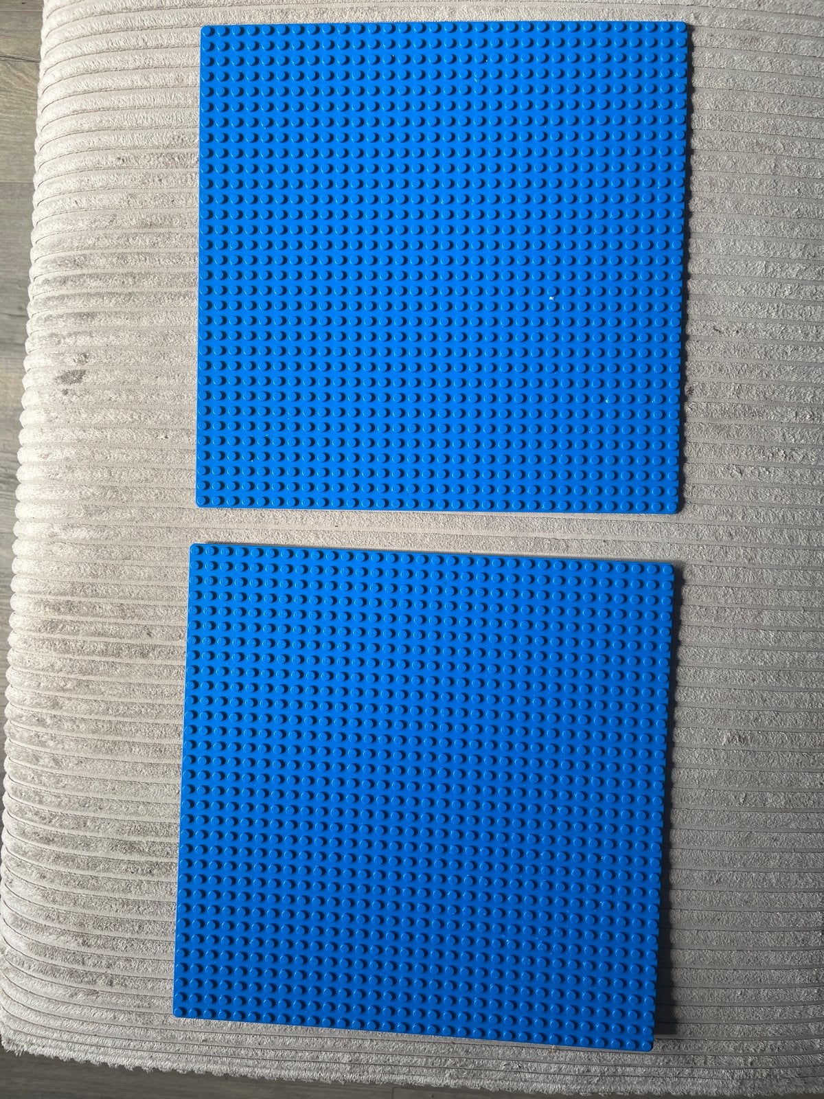 2x LEGO Bouwplaat Blauw 32x32 Noppen - Ideaal voor Creaties, Ophalen of Verzenden, Gebruikt, Grondplaat, Lego