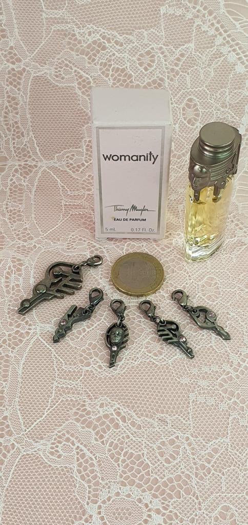 Womanity Thierry Mugler hangers set parfum mini 5 ml zeldzam, Verzamelen, Ophalen of Verzenden