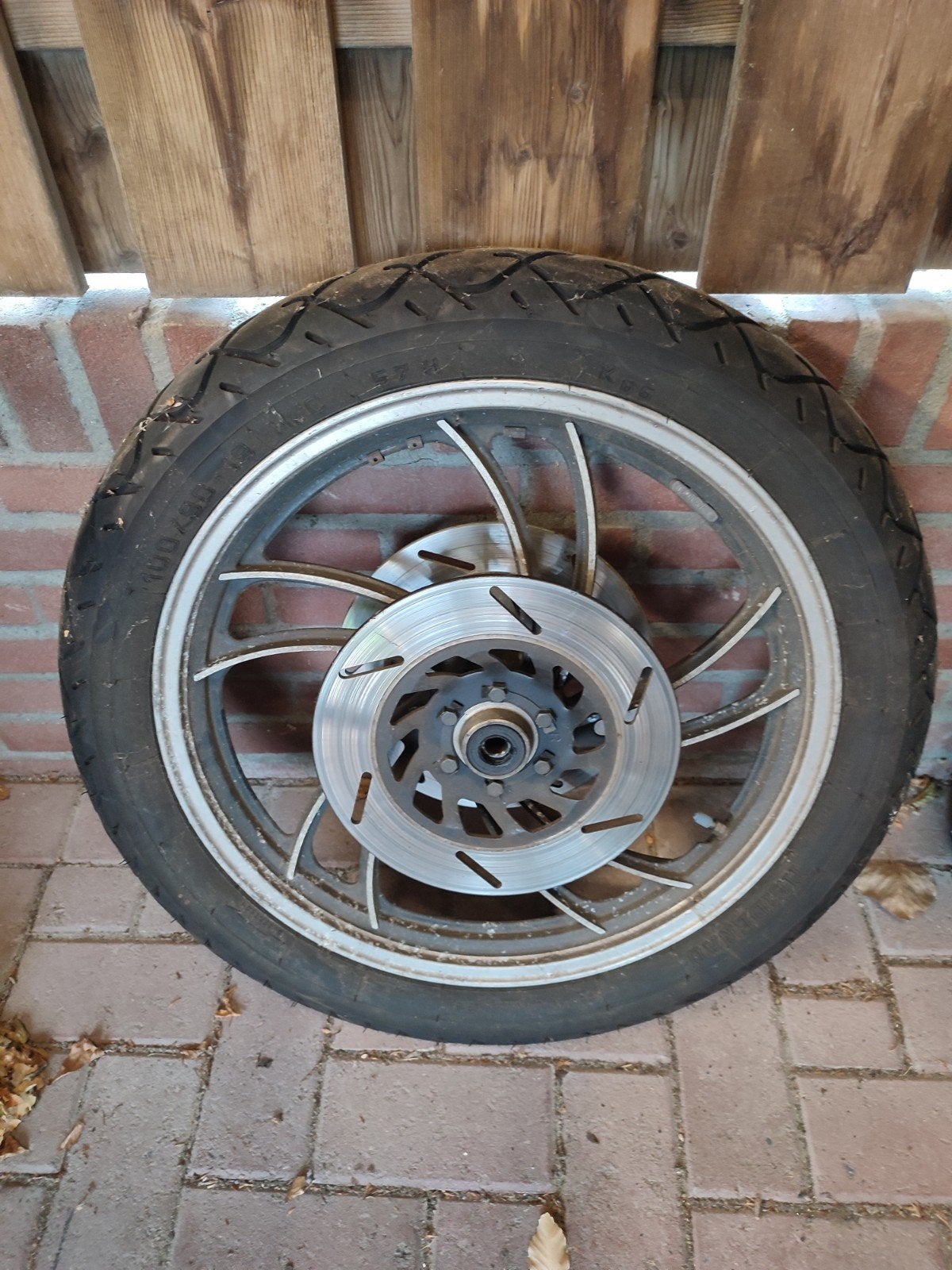 Motorband met velg - 19 inch, 100/90-19 57H, Ophalen, Gebruikt
