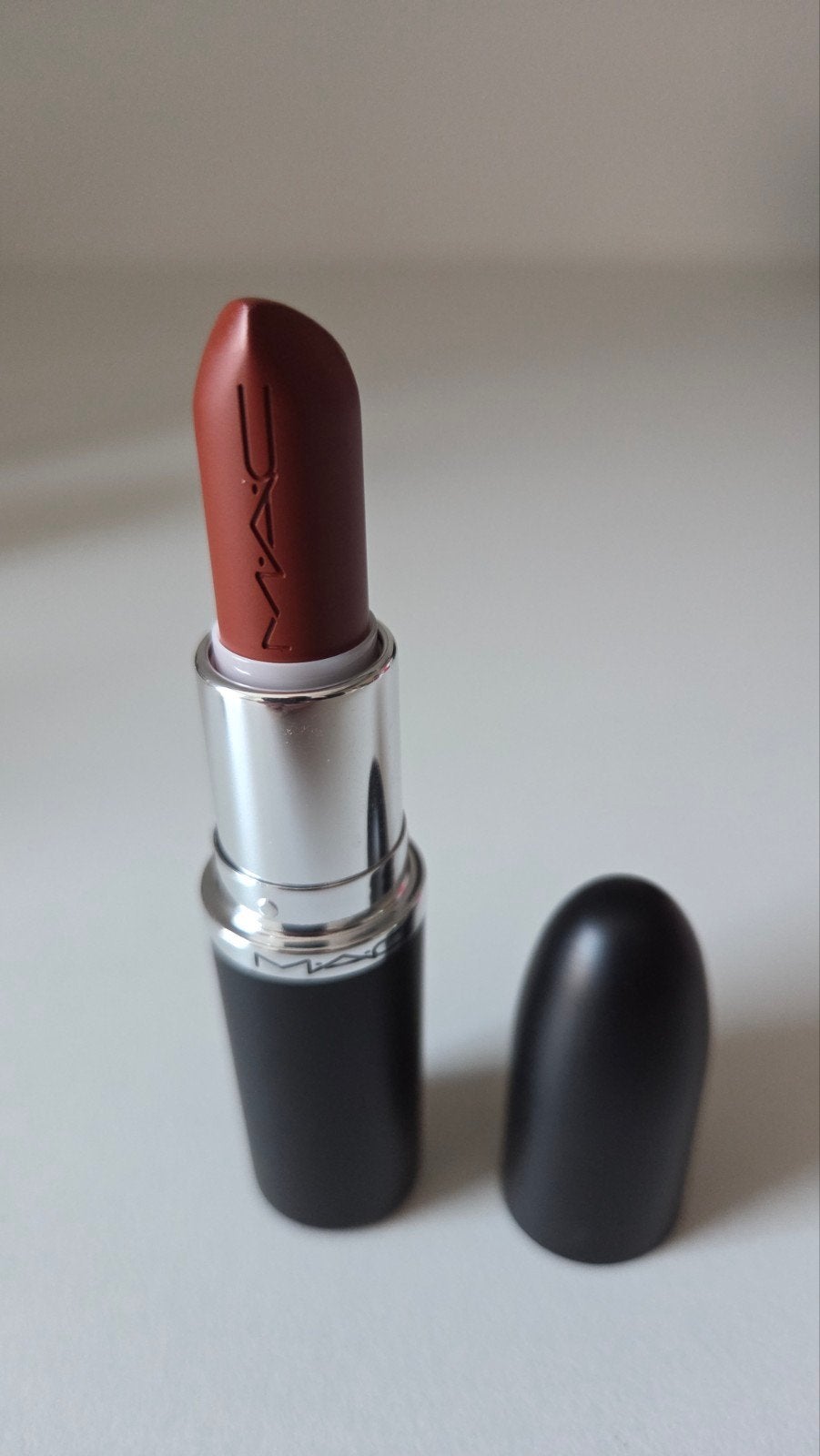 Mac Cosmetics lipstick Espresso Yourself, Ophalen of Verzenden, Zo goed als nieuw, Lippen
