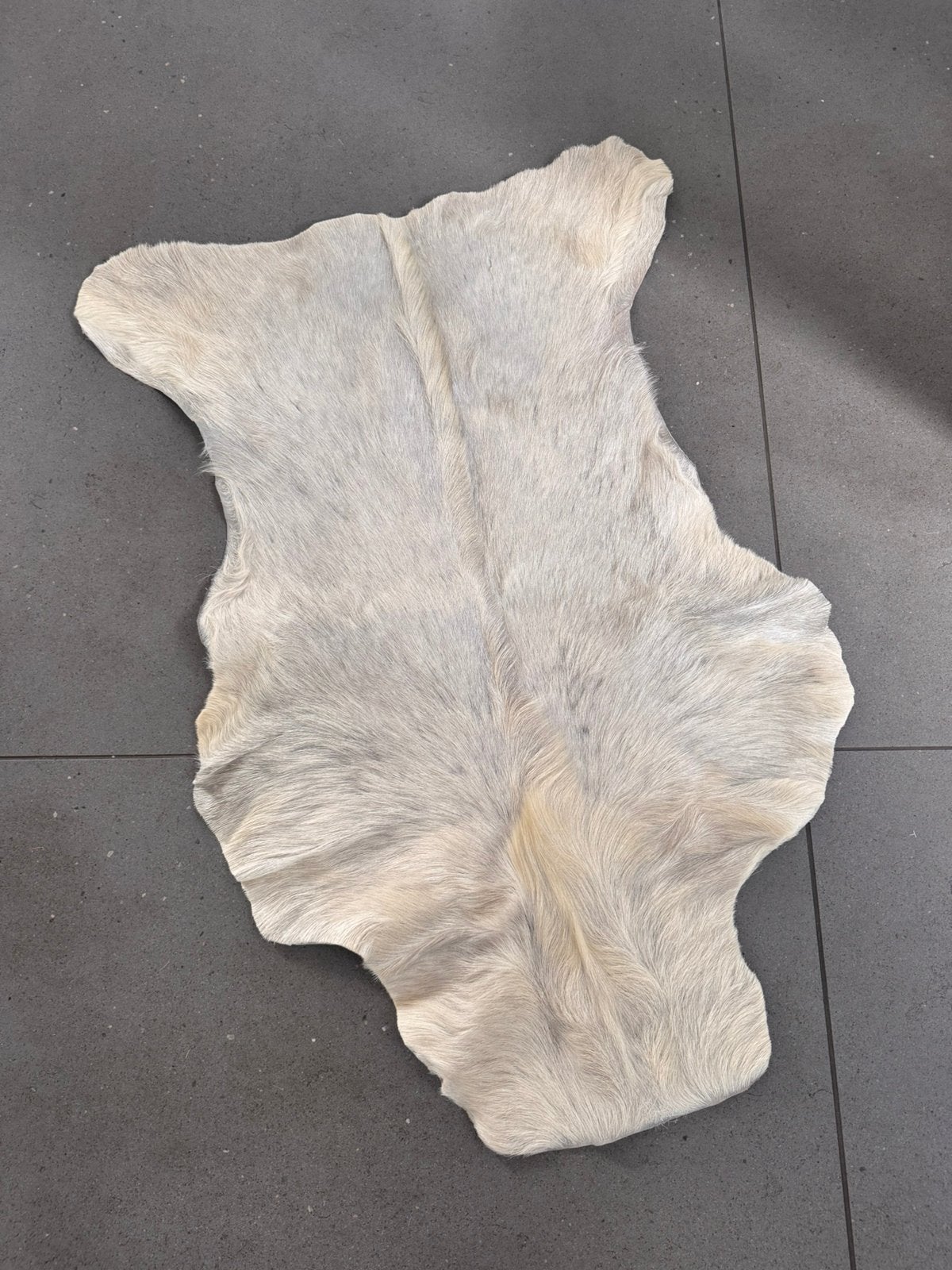 Klein geitenvacht wit 65 cm x 95 cm, Antiek en Kunst, Antiek | Kleden en Textiel, Ophalen of Verzenden