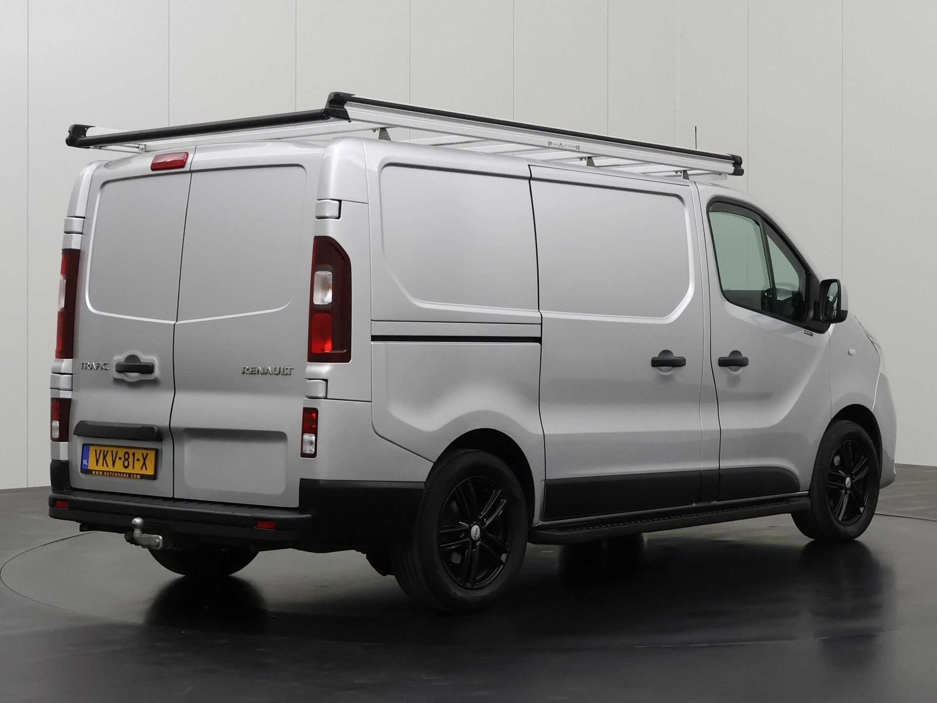 Renault Trafic 2.0DCi 120PK Work Edition Imperiaal | Trekhaa, Voorwielaandrijving, Dealer onderhouden, Gebruikt, 4 cilinders