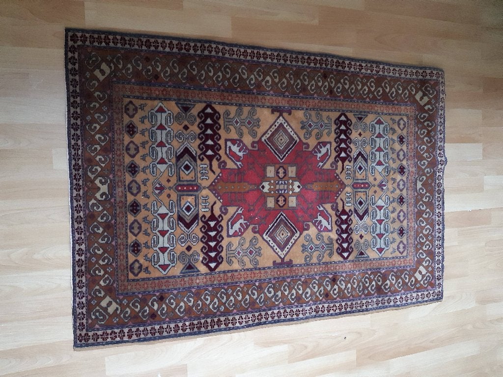 Small beautiful rug, brown and red colors, Ophalen, 100 tot 150 cm, Rood, 50 tot 100 cm