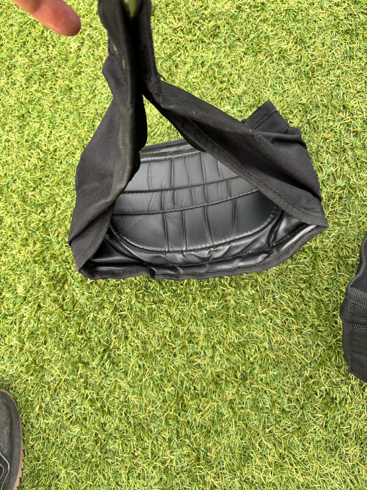 Zwarte Knee to Ellow met Karabijnhaken, Ophalen, Gebruikt, Klimsport-accessoire