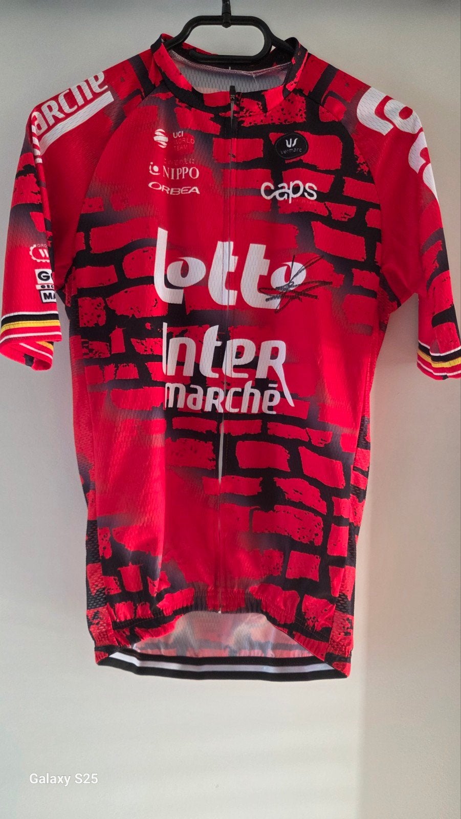Lotto Intermarche wielershirt originele handtekening De Lie, Ophalen of Verzenden, Zo goed als nieuw, Buitenlandse clubs, Shirt
