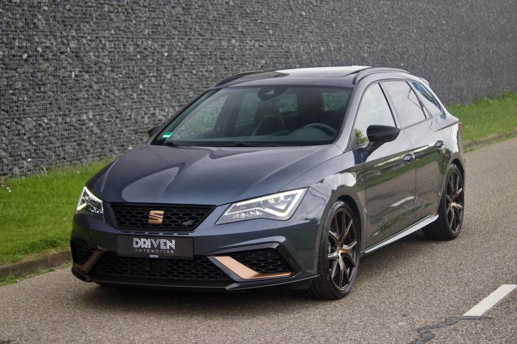 Seat Leon CUPRA R ST 300 | Carbon - Brembo - Pano - Beats, Auto's, Automaat, 15 km/l, Gebruikt, Zwart