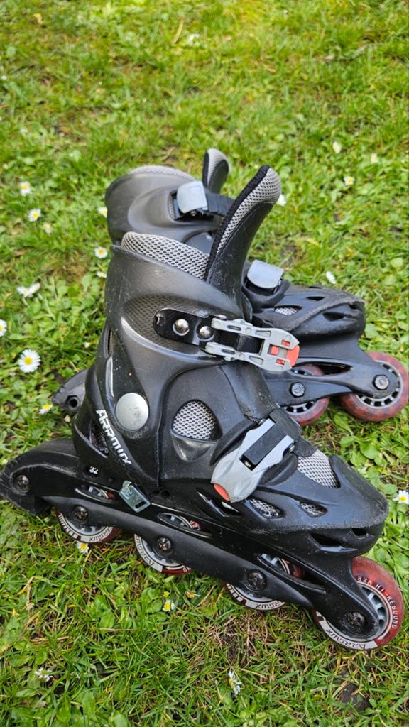 Rolschaatsen maat 32, Kinderen en Baby's, Speelgoed | Buiten | Rolschaatsen, Ophalen, Gebruikt