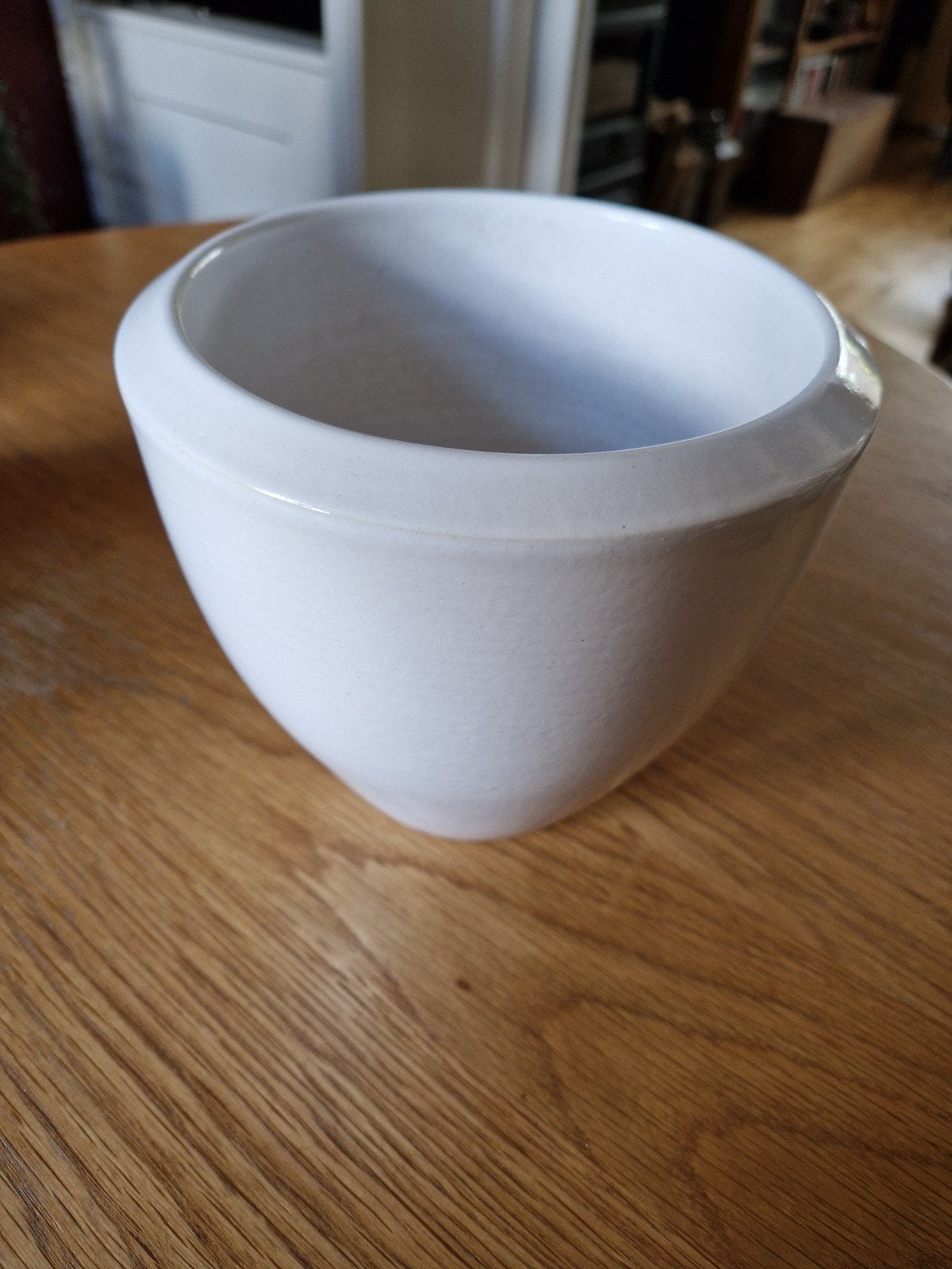 Stevige witte keramieken vaas - 16,5cm hoog, Antiek en Kunst, Ophalen of Verzenden