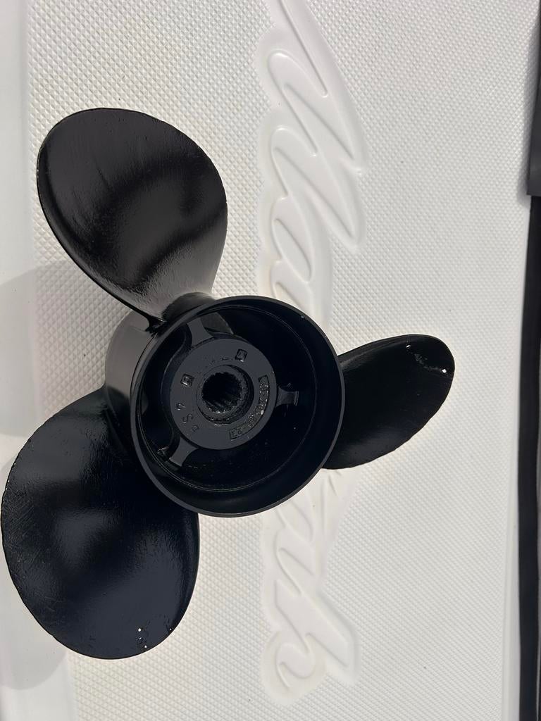Mercruiser propeller 21pitch, Ophalen, Zo goed als nieuw, Motor en Techniek, Motorboot