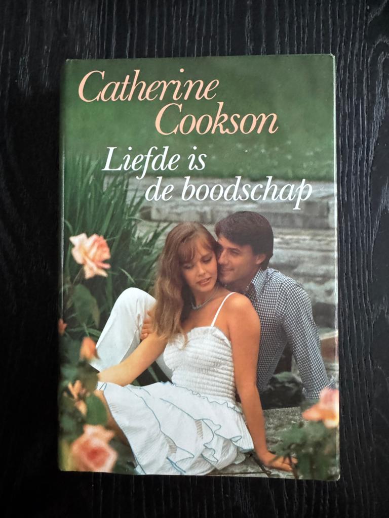 Catherine Cookson - Liefde is de boodschap, Ophalen of Verzenden, Zo goed als nieuw, Catherine Cookson, Noord-Brabant