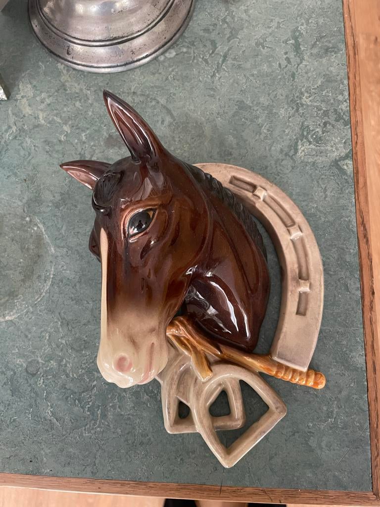 Bruin paardenhoofd. Jema / Holland/1934, Ophalen of Verzenden, Gebruikt, Overige soorten
