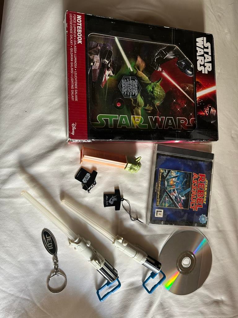 Star Wars Collectie: Notitieboek, Spel, Sleutelhanger & Meer, Verzamelen, Star Wars, Ophalen of Verzenden, Gebruikt, Overige typen