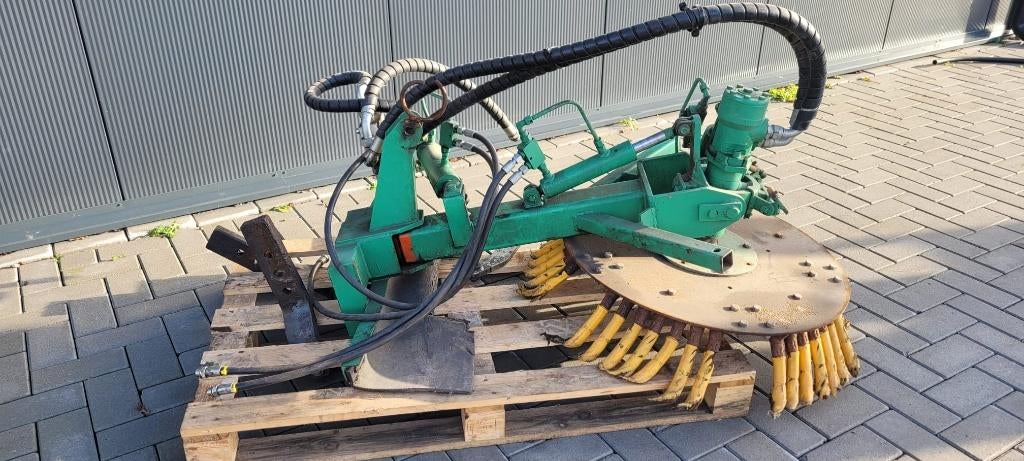 Nimos onkruidborstel / veegborstel hydraulisch, Ophalen, Info@nimos.nl, Onkruidbestrijding, Rhenen